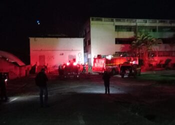 Cômodo do Complexo Santa Cruz é atingido por incêndio em Poços de Caldas