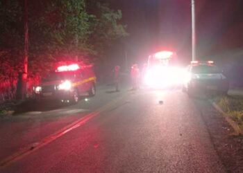 Laudo aponta que caminhoneiro invadiu pista contrária e causou acidente em Poços de Caldas; mãe e filho que estavam em moto faleceram