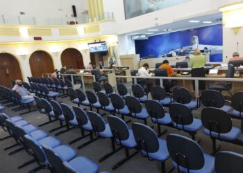 Câmara de Poços realiza audiência para discutir Orçamento de mais de R$ 1 bilhão para 2022