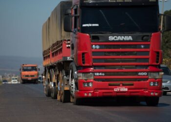 Motoristas precisam ficar atentos aos prazos para exame toxicológico