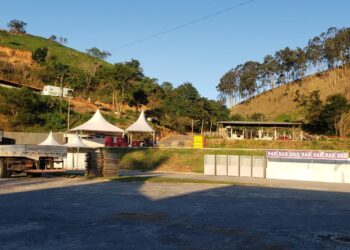 “Estão muito abalados”, diz assessoria de dupla de Poços, que se apresentaria hoje com Marília Mendonça