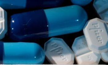 Pfizer aprova primeiro comprimido contra a covid-19