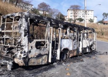 Penas mais duras para ataques a ônibus e danos contra bens públicos