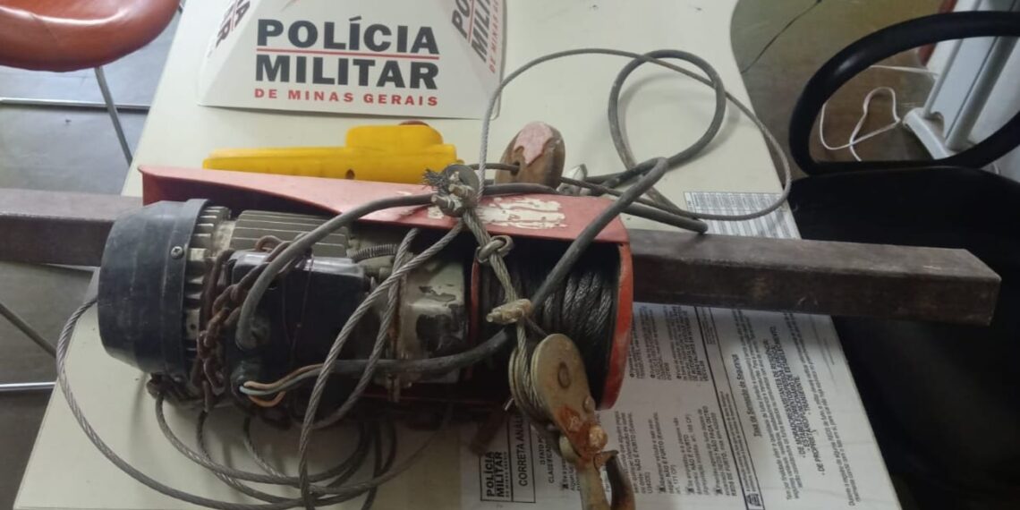 Homem é preso após furtar material de pedreiro em Botelhos