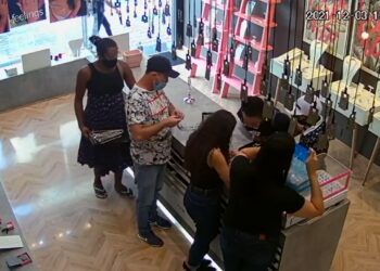 Polícia Civil procura casal suspeito de furtar loja de semijoias em Poços de Caldas