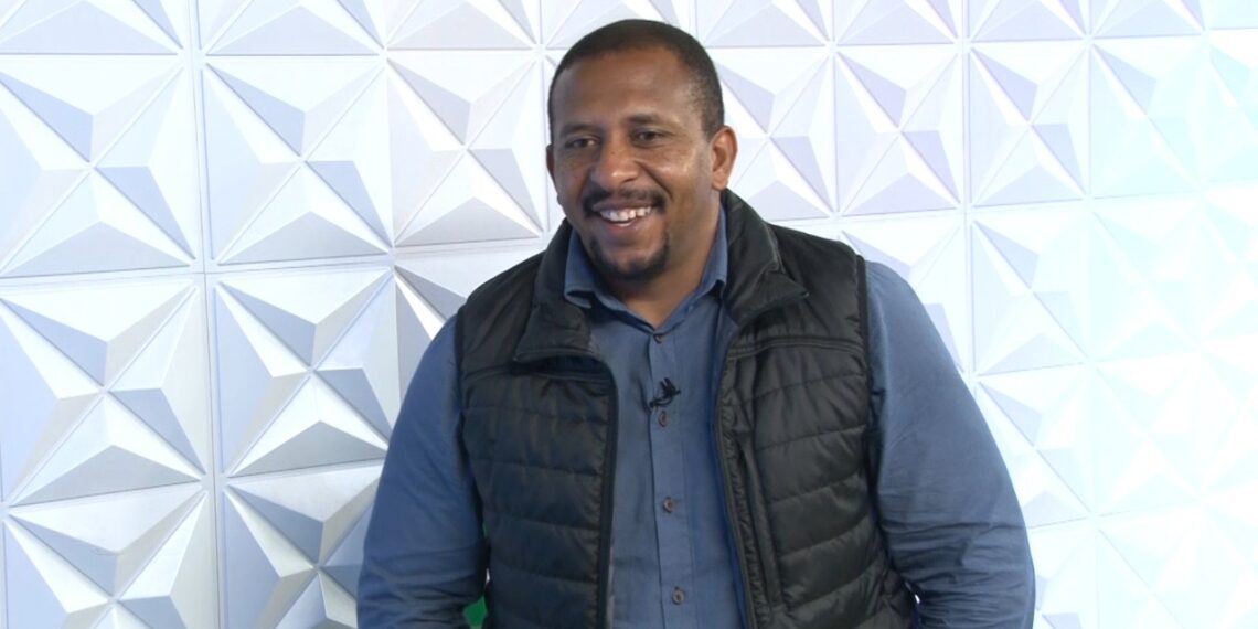 Secretário de Esportes confirma conversas com Wtorre para construção de arena multiuso em Poços