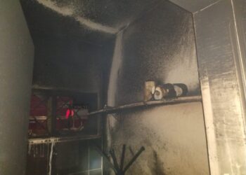 Depósito pega fogo em Poços de Caldas