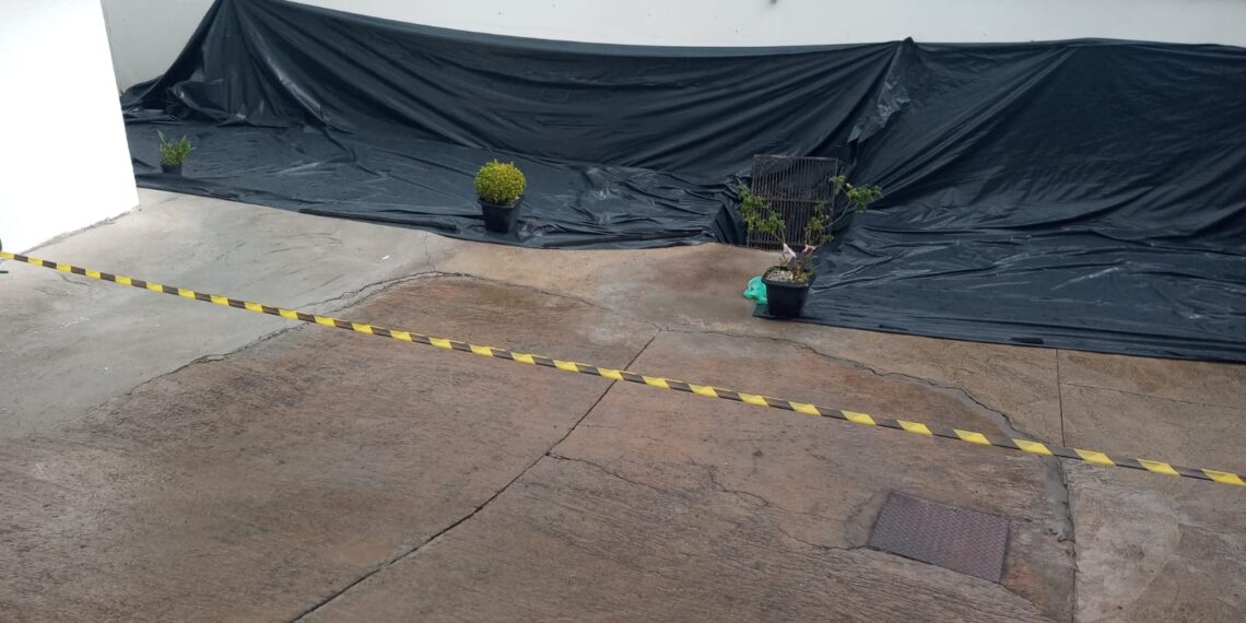 Três casas com risco de desabamento são interditadas em Poços de Caldas