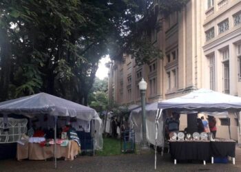 Expo-Arte de Rua tem horário especial durante período natalino em Poços de Caldas