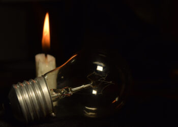 Chuva de granizo provoca interrupção de fornecimento de energia elétrica em Poços de Caldas