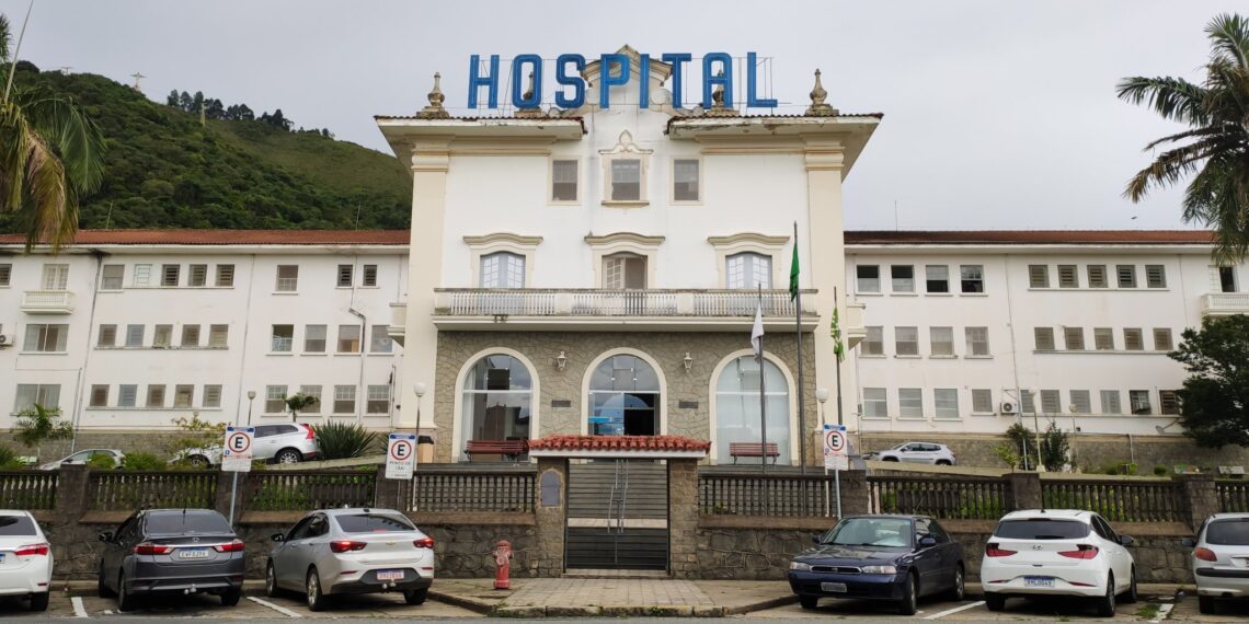 Santa Casa de Poços exige teste de covid-19 de gestantes com cesariana marcada