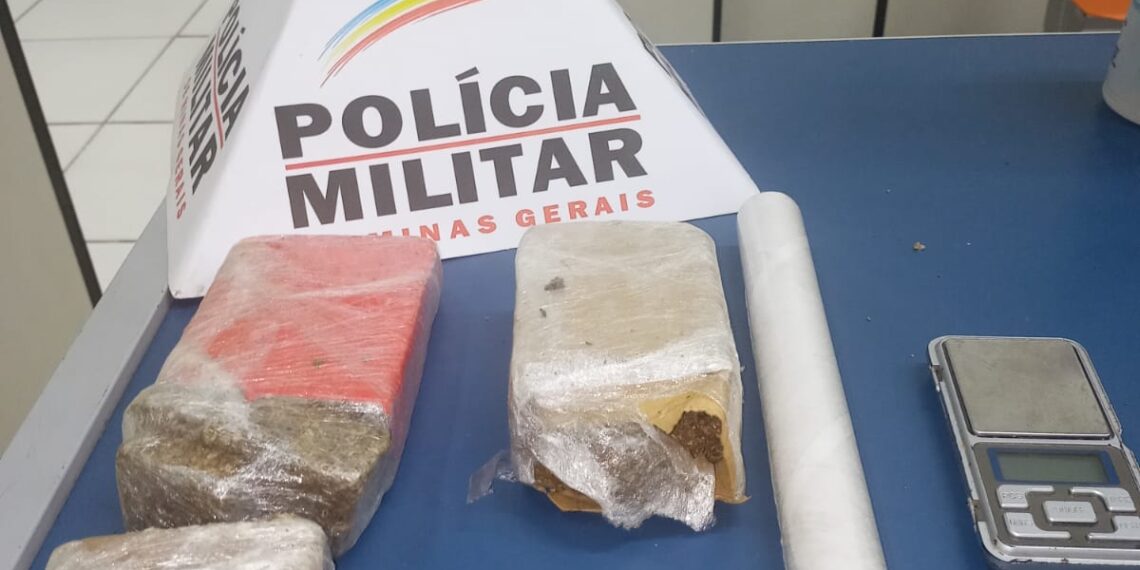 Pintor recebe 20 reais para pegar droga deixada durante fuga de traficantes e acaba preso em Poços de Caldas