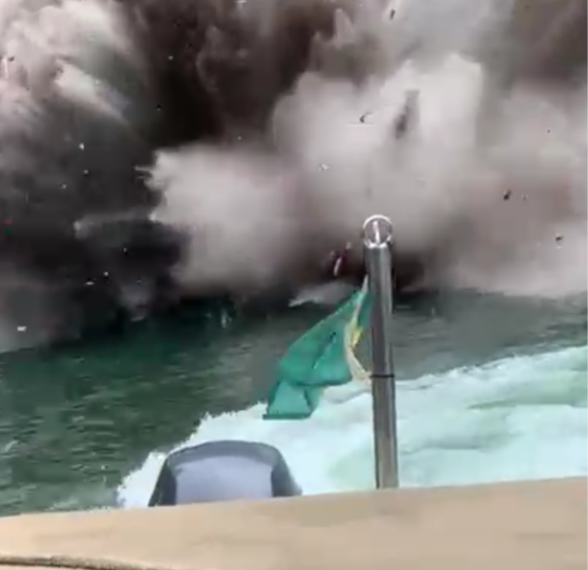 Vídeos mostram momento do deslizamento da encosta em Capitólio