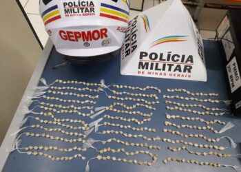 Adolescente é apreendido durante “plantão” de venda de drogas em Poços de Caldas