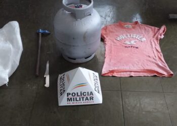 Ladrões são presos após invadirem escola e furtarem botijão de gás e óleos de cozinha em Botelhos