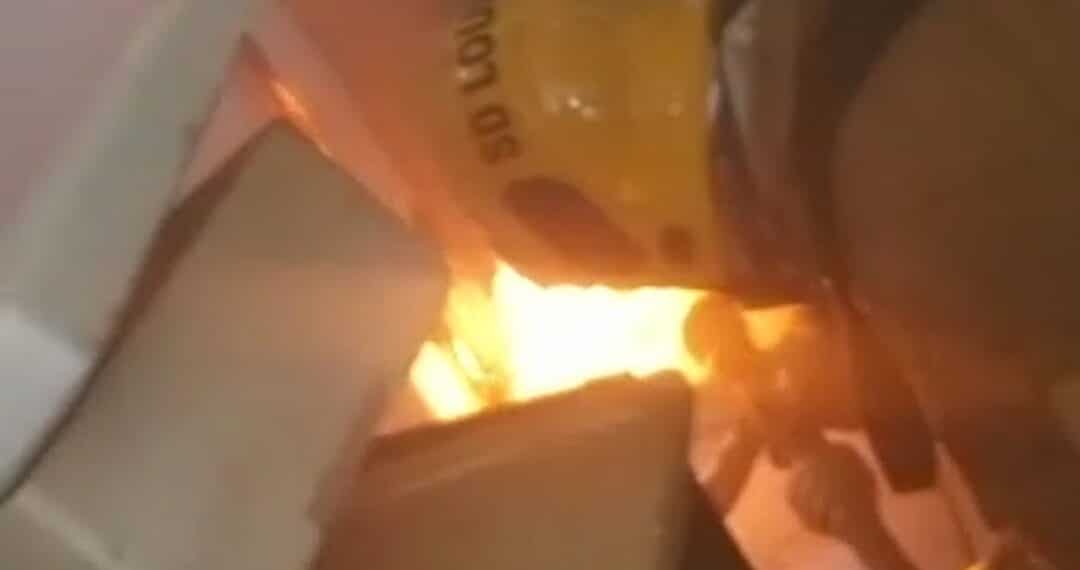 Bombeiros controlam incêndio em restaurante no centro de Poços de Caldas