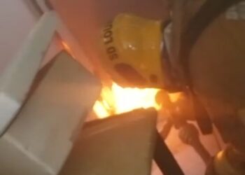 Bombeiros controlam incêndio em restaurante no centro de Poços de Caldas