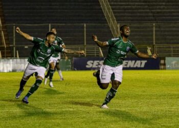 Caldense vence o América em sua estreia no Campeonato Mineiro