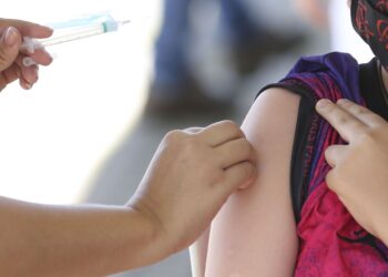 Vacinação de crianças a partir de 09 anos começa nesta quarta-feira (26) em Poços