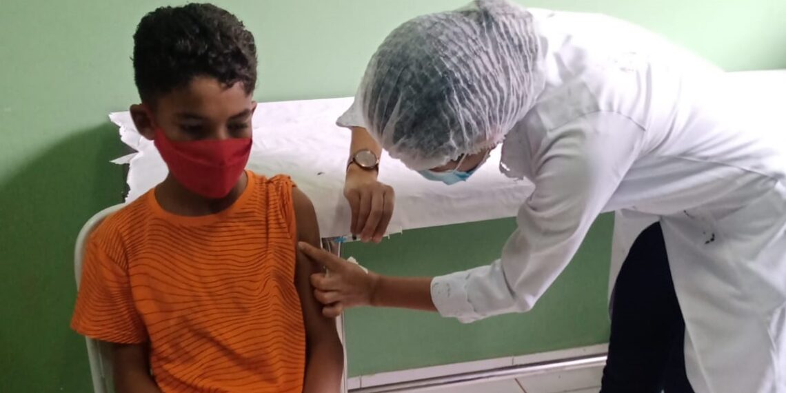Covid-19: aplicação da 2ª dose da vacina infantil tem início em Poços de Caldas