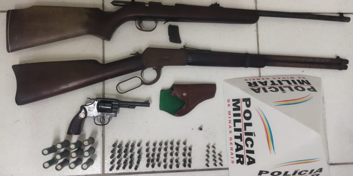 Idoso de 76 anos é preso com armas e munições após atrito familiar em Poços de Caldas