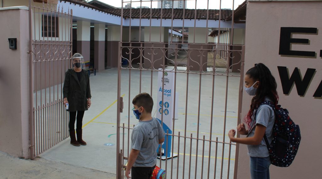 Aulas da Rede Municipal têm início nessa segunda em Poços de Caldas