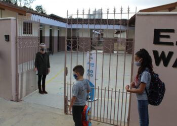 Aulas da Rede Municipal têm início nessa segunda em Poços de Caldas