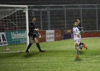 Após duas derrotas seguidas, Caldense bate o Patrocinense no Mineiro