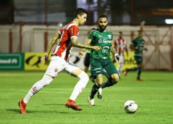 Caldense pressiona, mas perde para o Villa Nova e sai do G4 do Mineiro