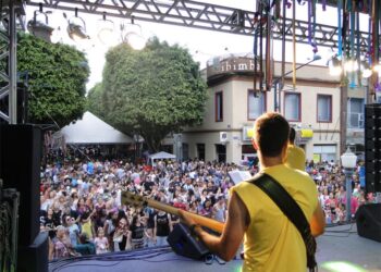 Determinação que proíbe eventos de carnaval em Poços começa a vigorar dia 24