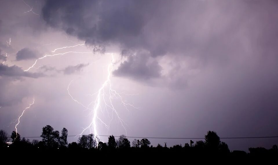Região está sob alerta de chuvas intensas nesta segunda-feira
