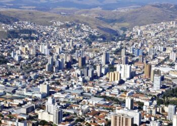 Feriado: confira o que abre e fecha em Poços de Caldas nesta terça (1º)