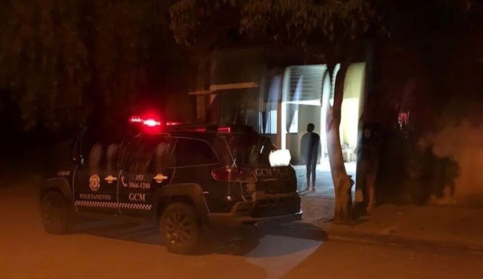 Família é rendida por trio de criminosos durante assalto em Conchal