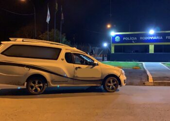 Motorista de carro funerário foragido da justiça é preso pela PRF em Poços