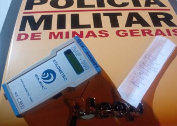 Duas pessoas são presas por dirigir sob influência de álcool em Guaxupé