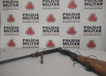Espingarda é apreendida pela PM com idoso de 76 anos em Ipuiuna
