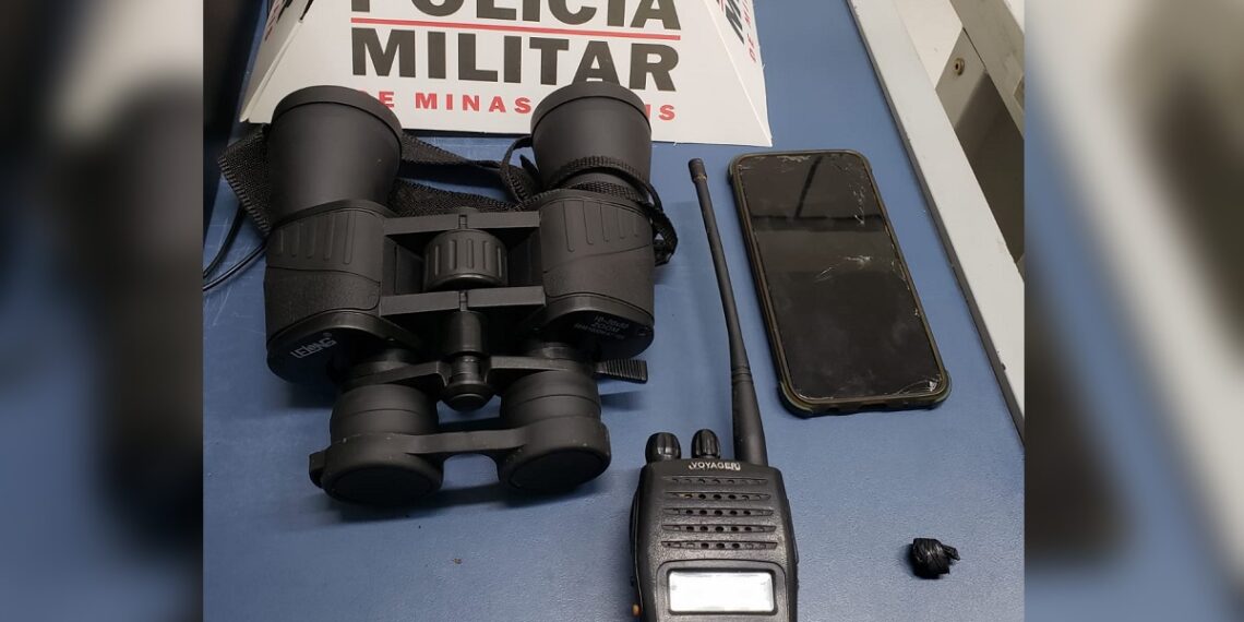 PM prende traficante com droga e rádio HT em Poços de Caldas