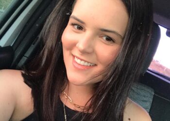 Estudante morta em acidente é sepultada em Espírito Santo do Pinhal