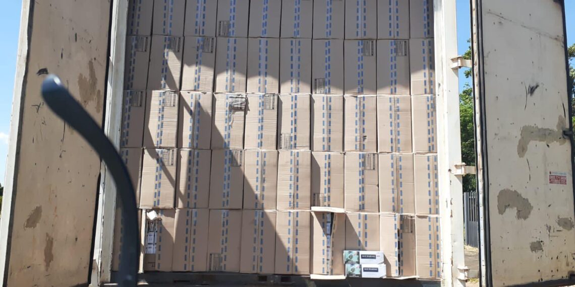 Caminhão com 718 mil maços de cigarros contrabandeados é apreendido em Aguaí