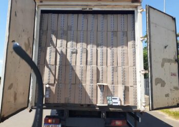 Caminhão com 718 mil maços de cigarros contrabandeados é apreendido em Aguaí
