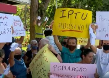 Reajustes de quase 600% no IPTU causam revolta entre moradores de São João da Boa Vista
