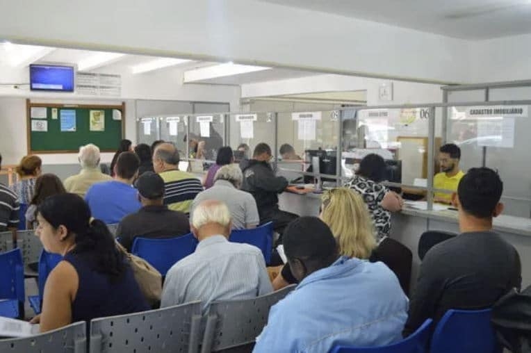 Contribuinte pode renegociar débitos com a prefeitura de Poços com desconto de até 85%