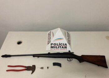 Quatro homens são presos em Divisa Nova; um deles era foragido da justiça