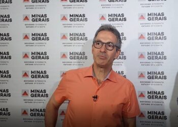 Romeu Zema parabeniza Caldense pela campanha no Campeonato Mineiro 2022