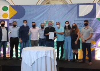 Poços anuncia empresas com previsão de 350 empregos e R$ 31 mi em investimentos