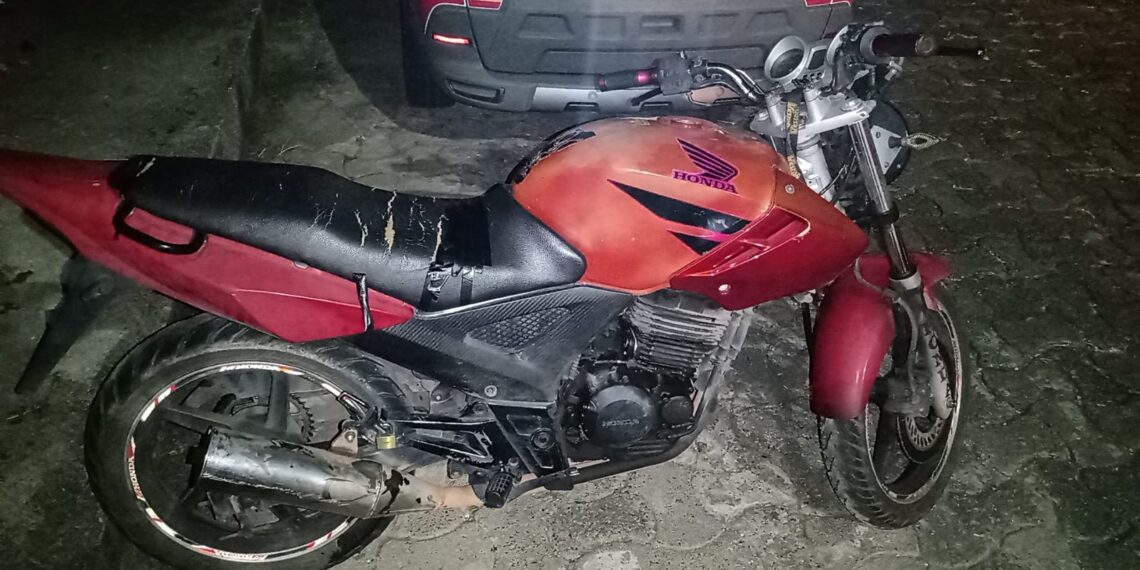 Adolescentes são apreendidos após furto de moto em Poços de Caldas
