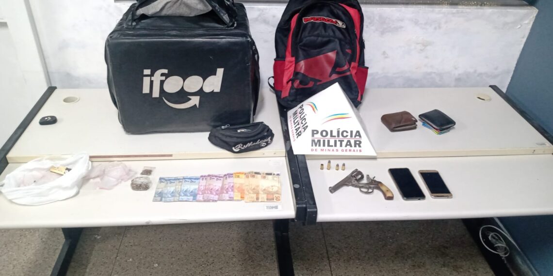 Mulher e moto entregador são presos suspeitos de roubo em Poços de Caldas