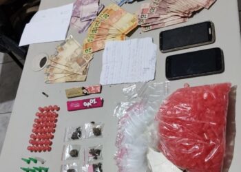 Drogas e dinheiro são apreendidos durante operação policial em Andradas
