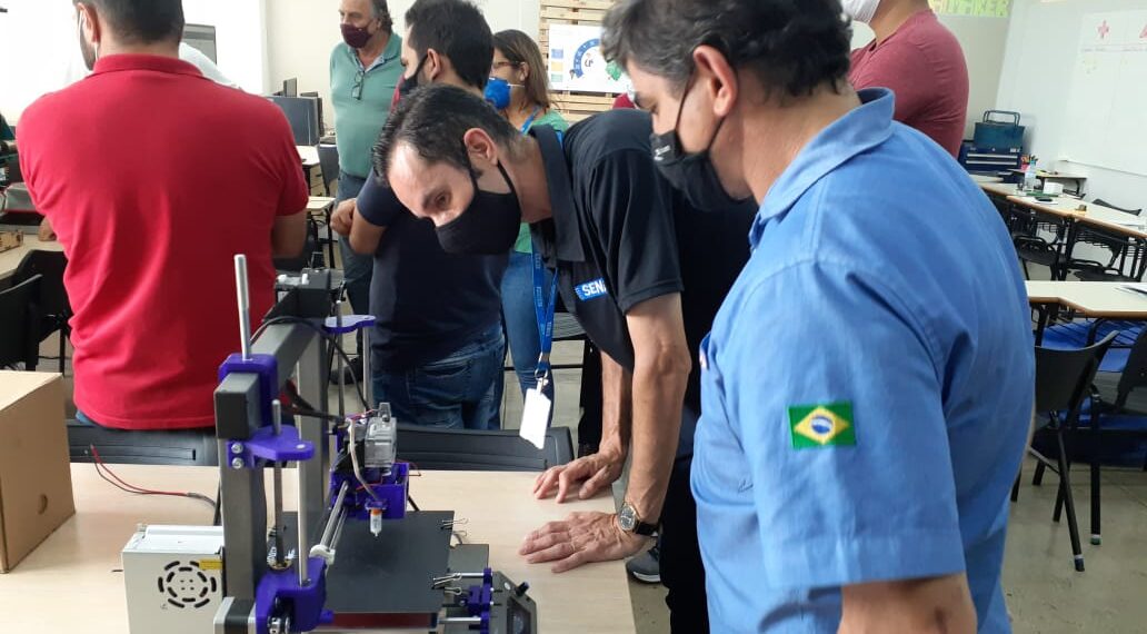 Senai abre vagas para cursos técnicos gratuitos e para jovem aprendiz em Poços de Caldas