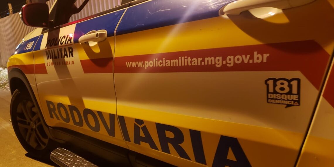 Motorista com sinais de embriaguez recusa fazer teste e tem CNH recolhida